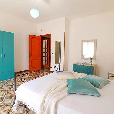Holiday home Casa Isabel A 10 Posti Otranto