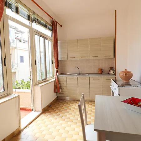 Semesterbostad Casa Isabel A 10 Posti